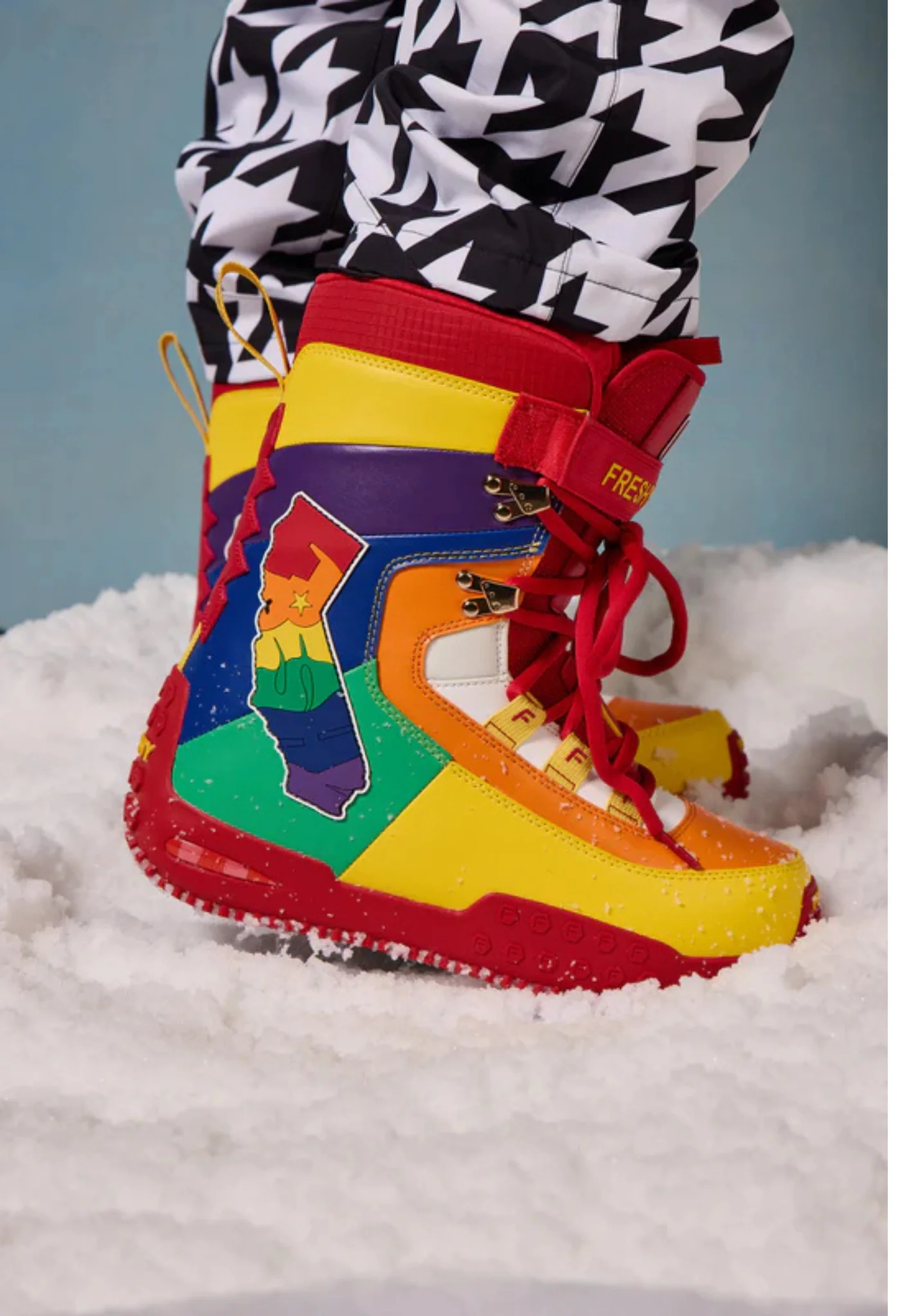 Pow Stomps Snowboard Boots | Rainbow - Image 10