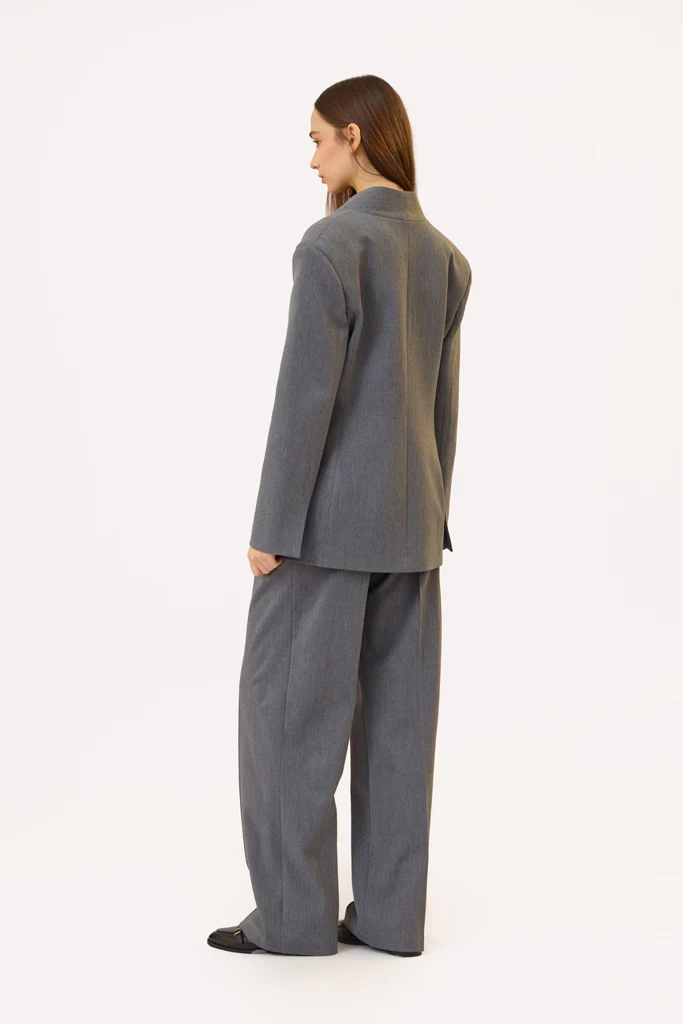 Gray Blazer - Image 15