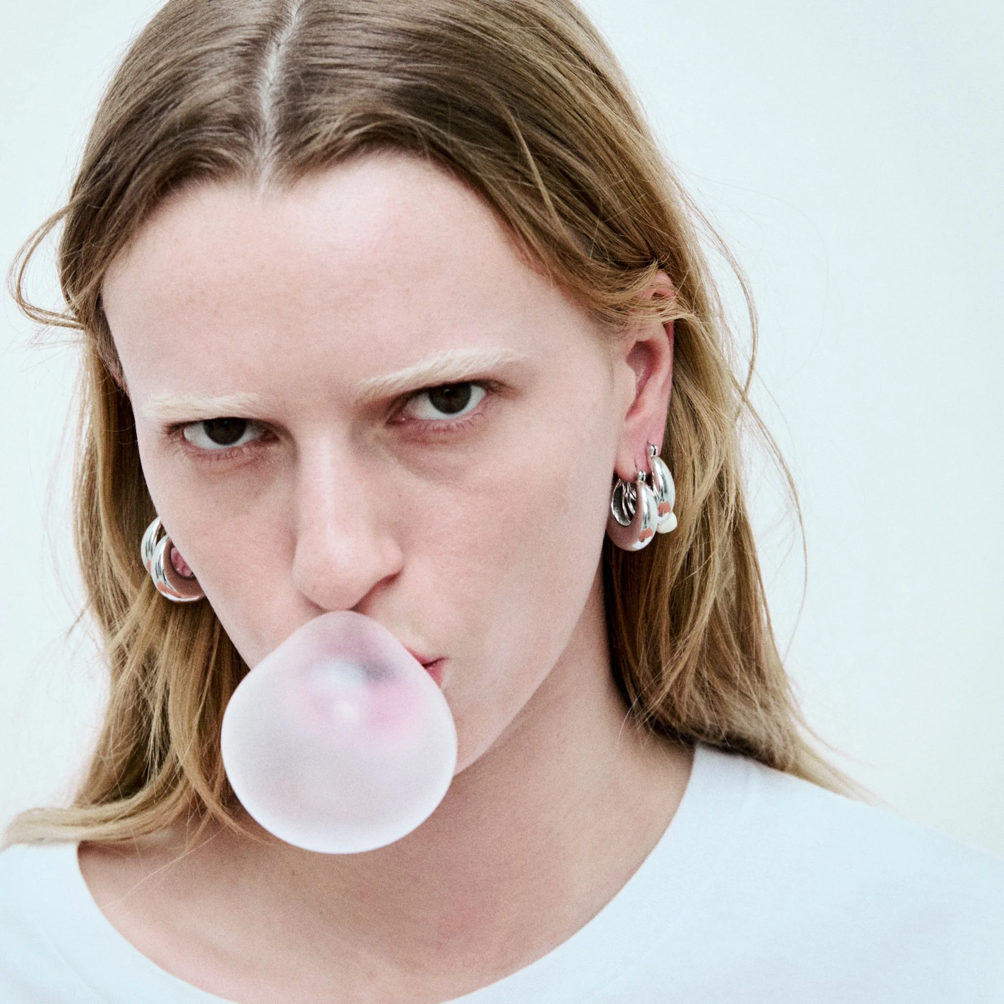 White Chewed Gum Hoop Poppy Earrings - Image 4