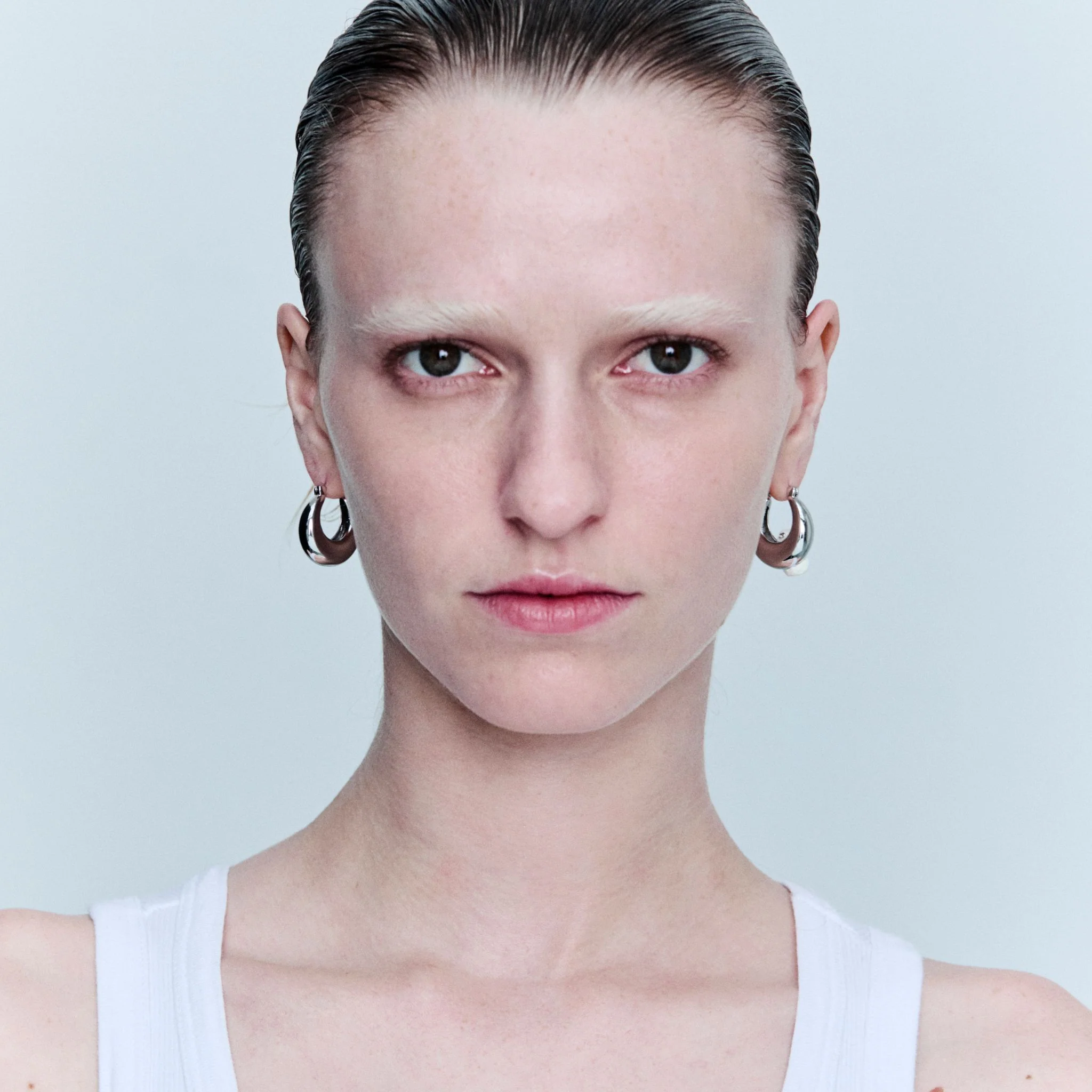 White Chewed Gum Hoop Poppy Earrings - Image 5