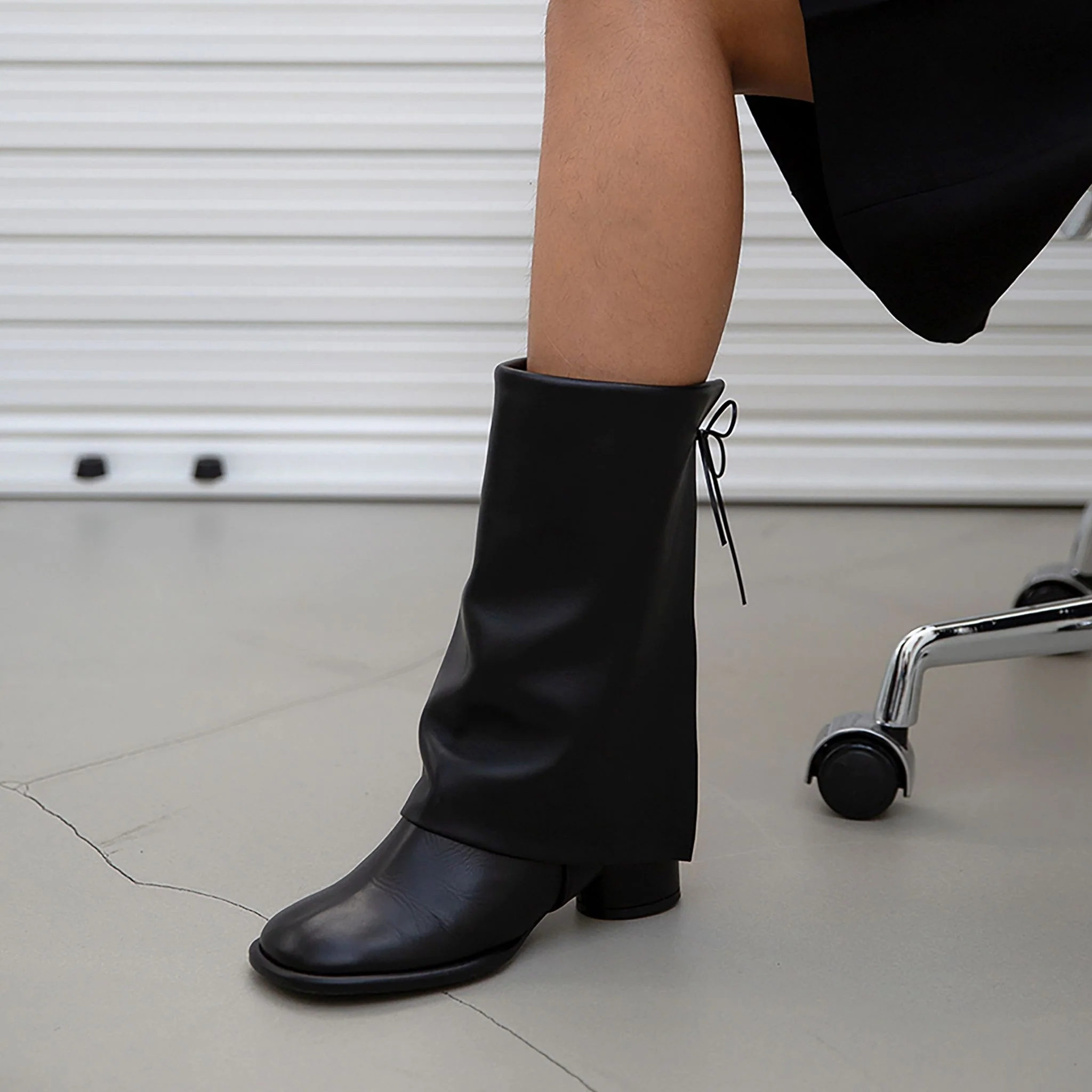 Black Convertible Mid-Calf Leather Boots with Cover - Image 13
