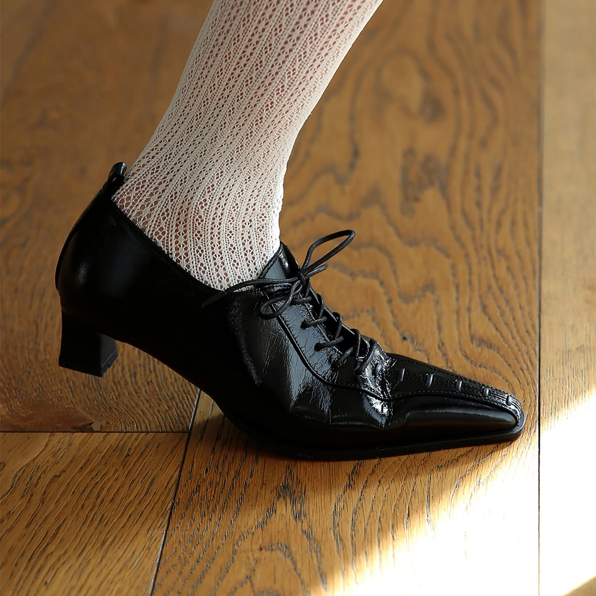 Black Lace-Up Kitten Heel 
Leather Shoes - Image 9