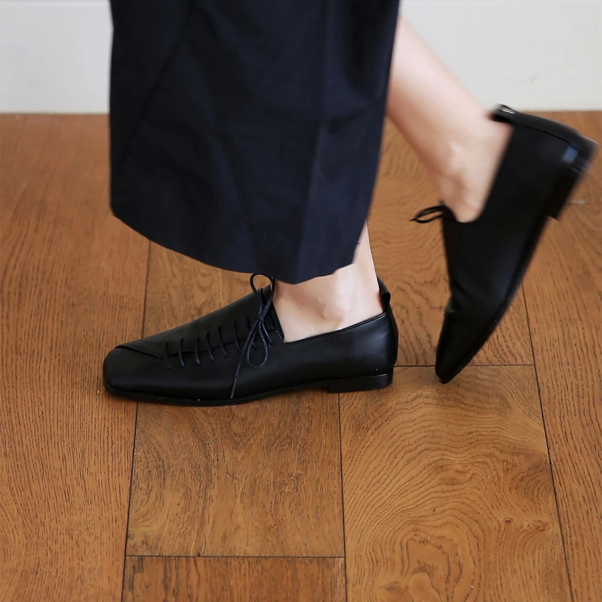 Black Leather Lace-Up Square Toe Shoes with Diagonal Design - Image 9