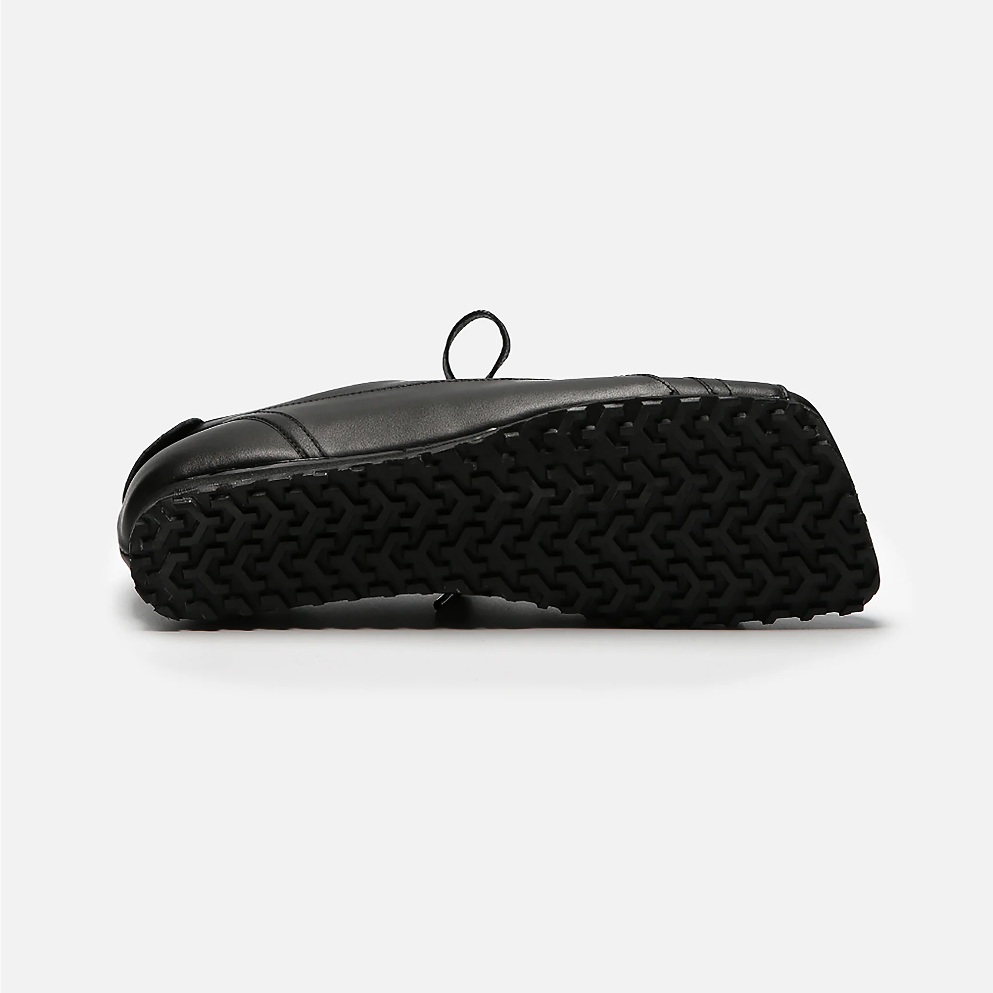 Black Matte Leather Diagonal Design Sneakers - Image 6