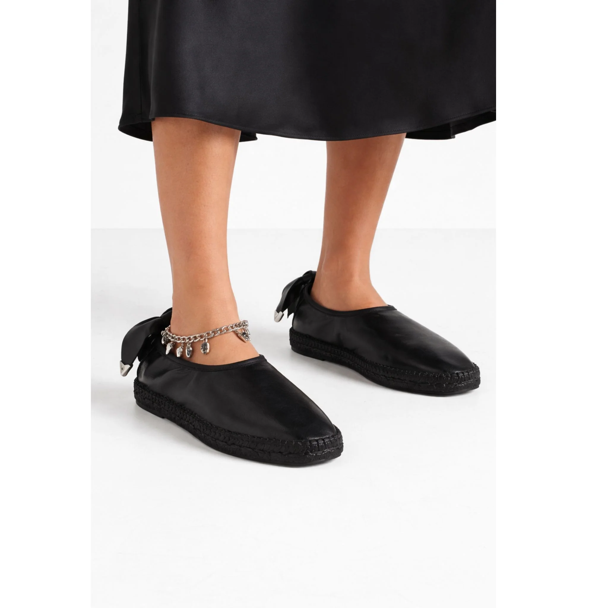 Black Leather Espadrille Slip-On with Chain - Image 2