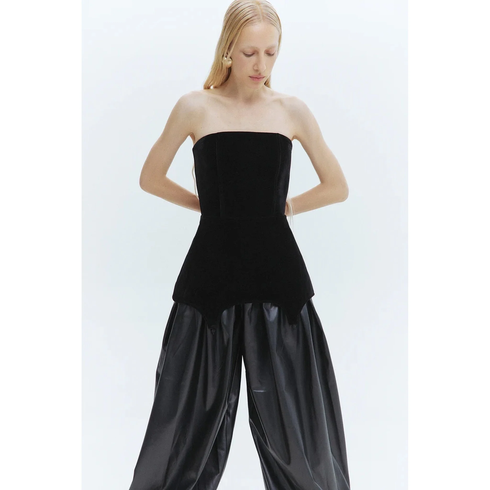 Velvet Corset - Image 3