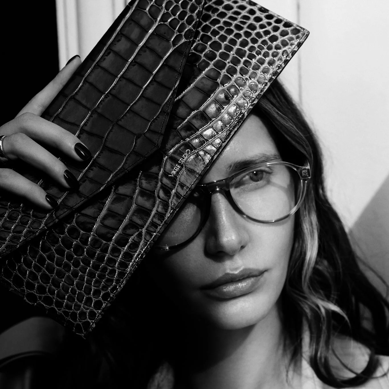 Opera Croco Clutch | Black - Image 2