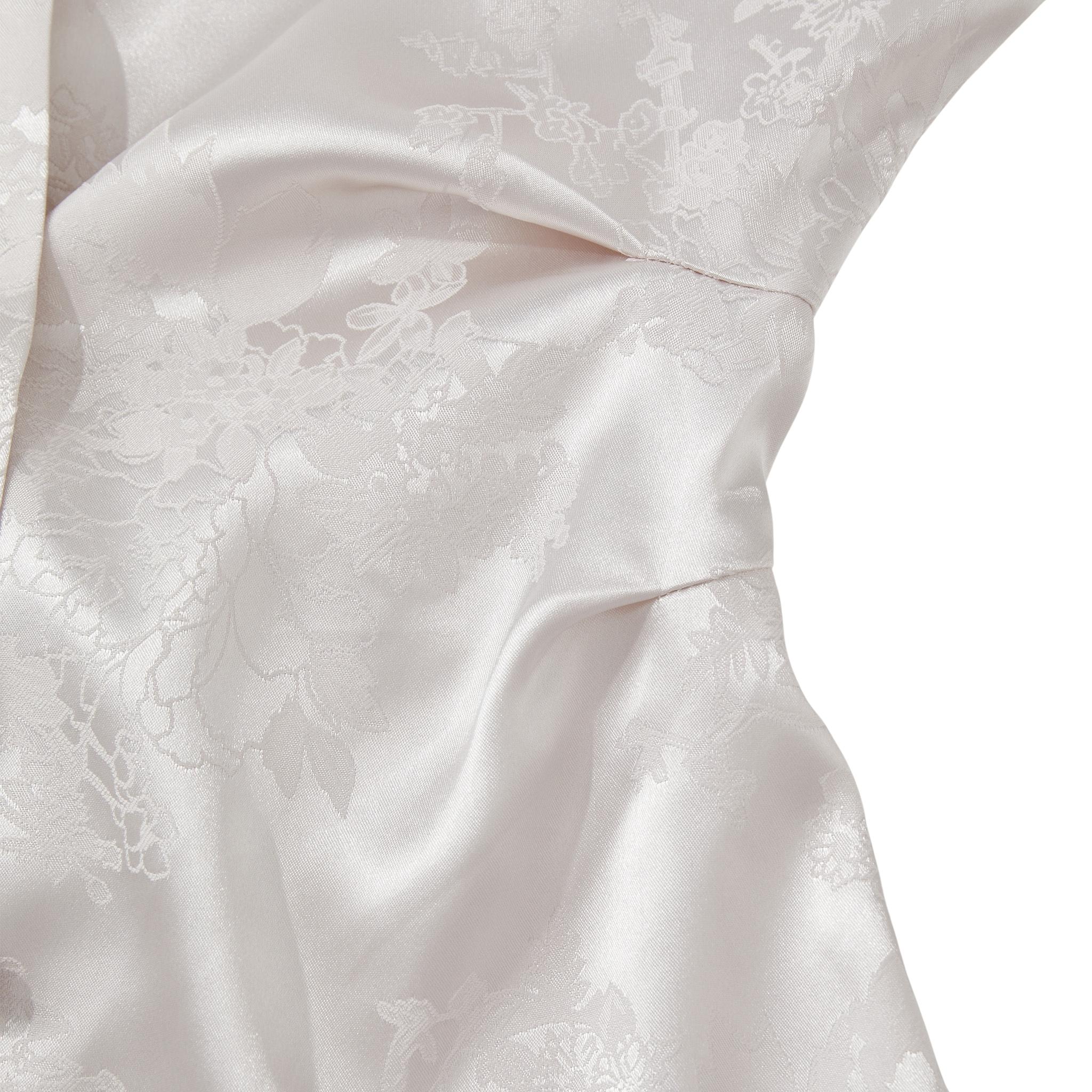 White V-Neck Hanfu Blouse - Image 7
