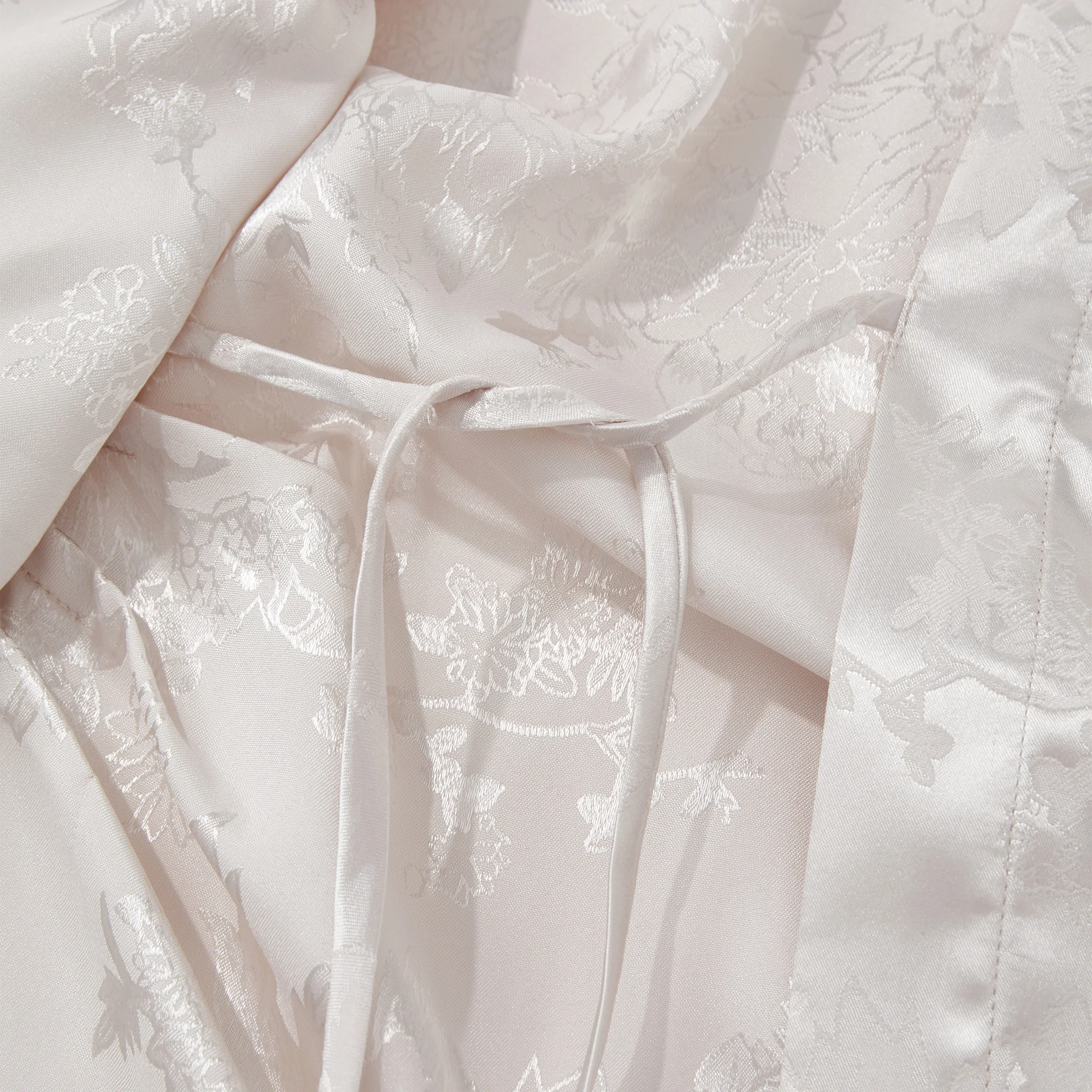 White V-Neck Hanfu Blouse - Image 9